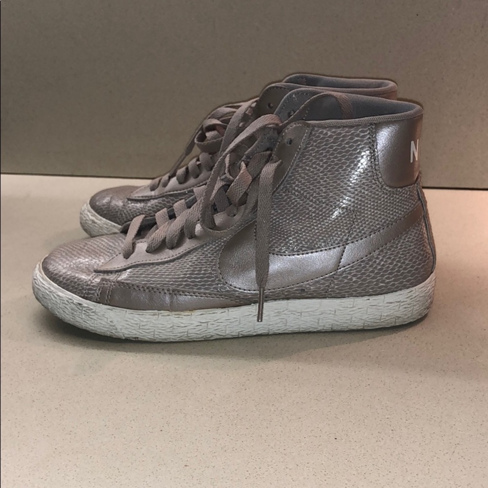 Nike Blazer Hi Tops.   Embossed Lizard